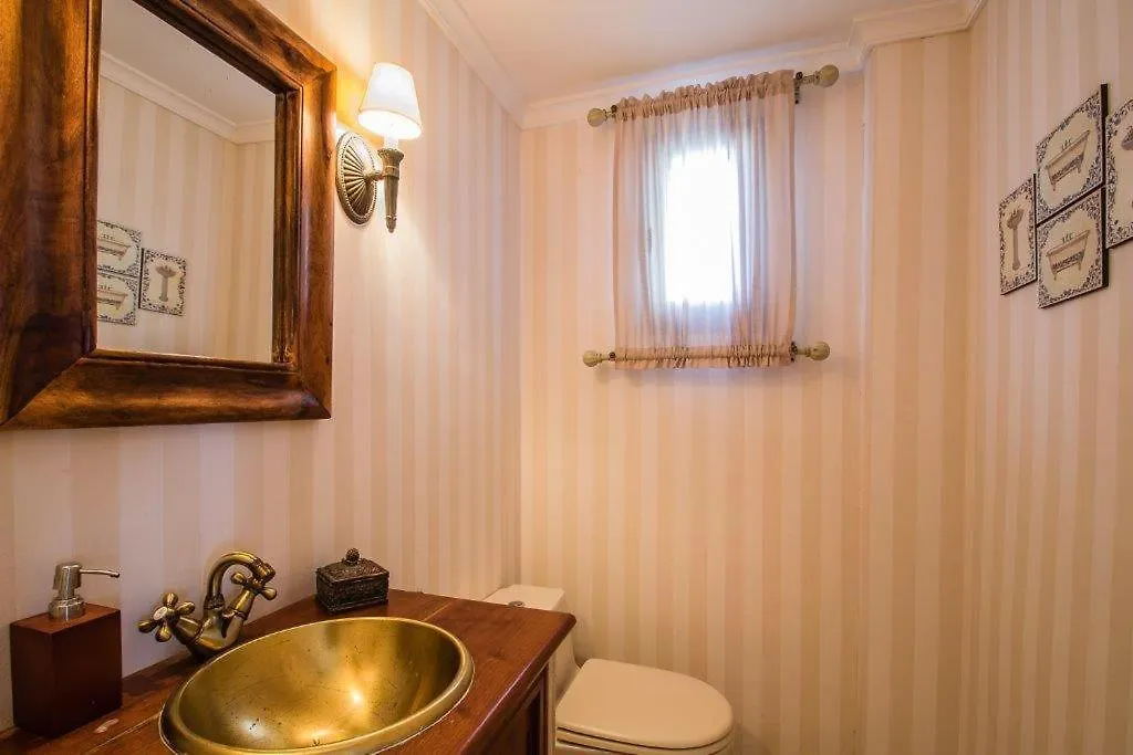 Penthouse Paradise Альмуньекар